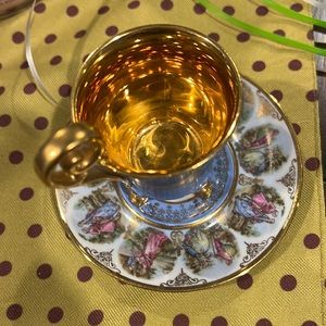 Desden tea cup and saucers